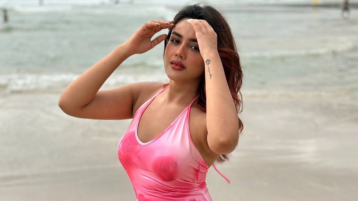 আমি চাই, আমার কাজ দেখে মানুষ আমাকে চিনুক: নীহা চৌধুরী