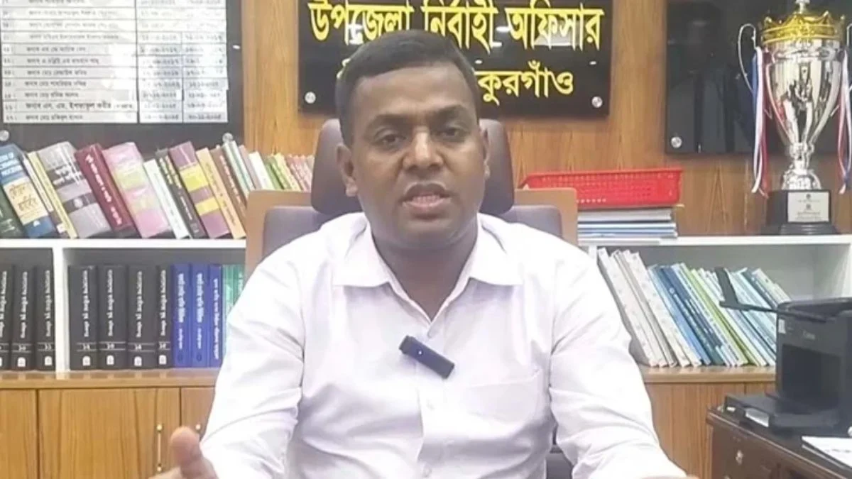 সংসদ সদস্যের নির্বাচনী প্রচারণায় হাততালি, নিজেকে ‘বিএনপি নেতা’ দাবি পীরগঞ্জের ইউএনওর