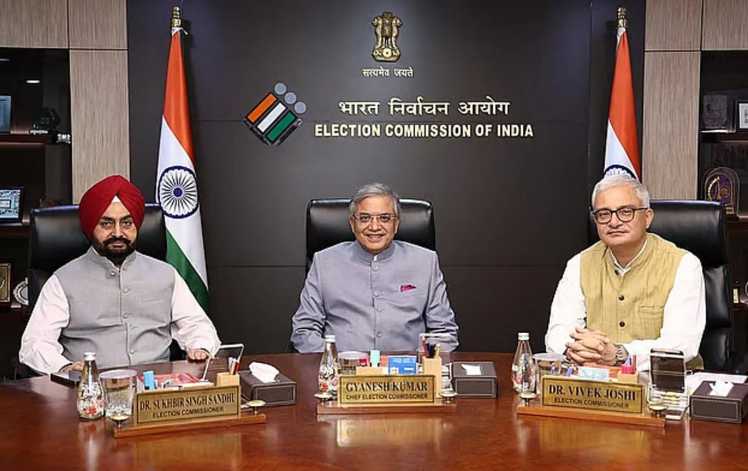 ভোটার তালিকার সংশোধনে সব সিদ্ধান্ত সর্বসম্মত, সুপ্রিম কোর্টে জানাল কমিশন