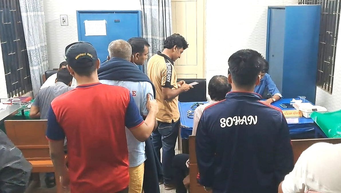 বাগাতিপাড়ায় এক ঘণ্টায় শিয়ালের কামড়ে আহত ১১