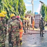 উখিয়ায় নলকূপের অগ্নিকাণ্ড: ১২ ঘণ্টায়ও নিয়ন্ত্রণে আসেনি পরিস্থিতি